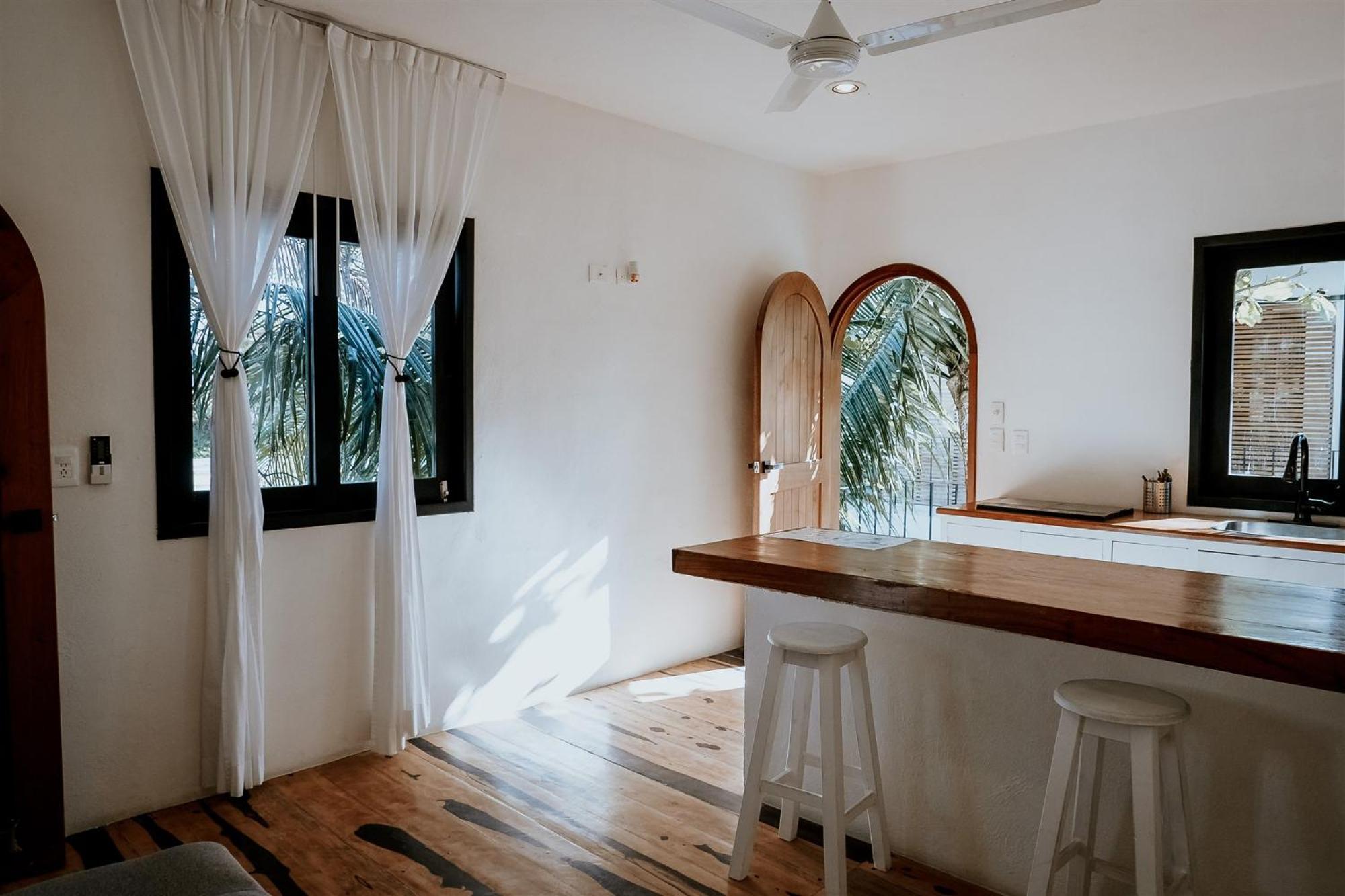 Apartments & Suites Madre Holbox Self-Check In Bagian luar foto